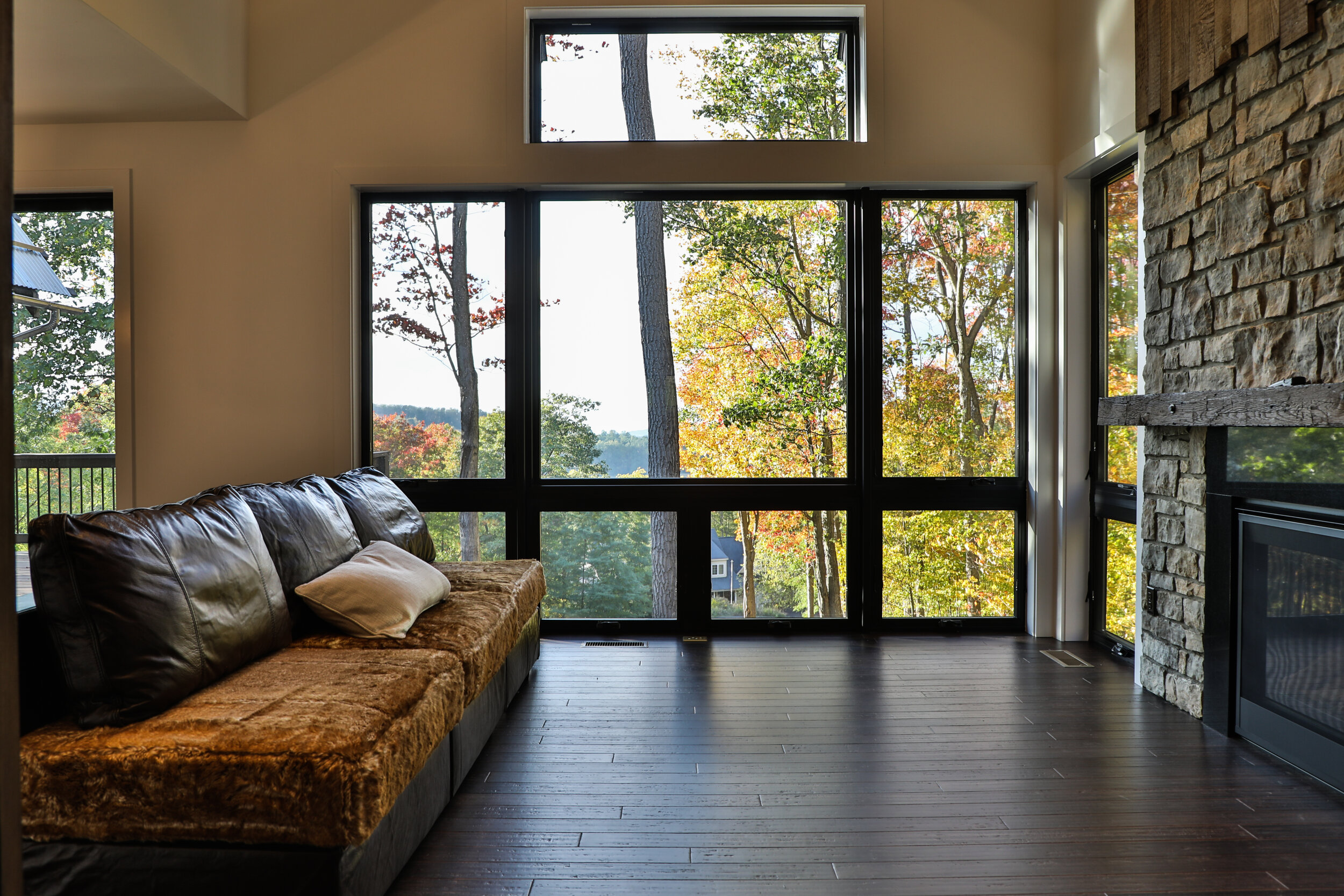 Gosnell Builders Crafted Cottages Falcon's Nest 02